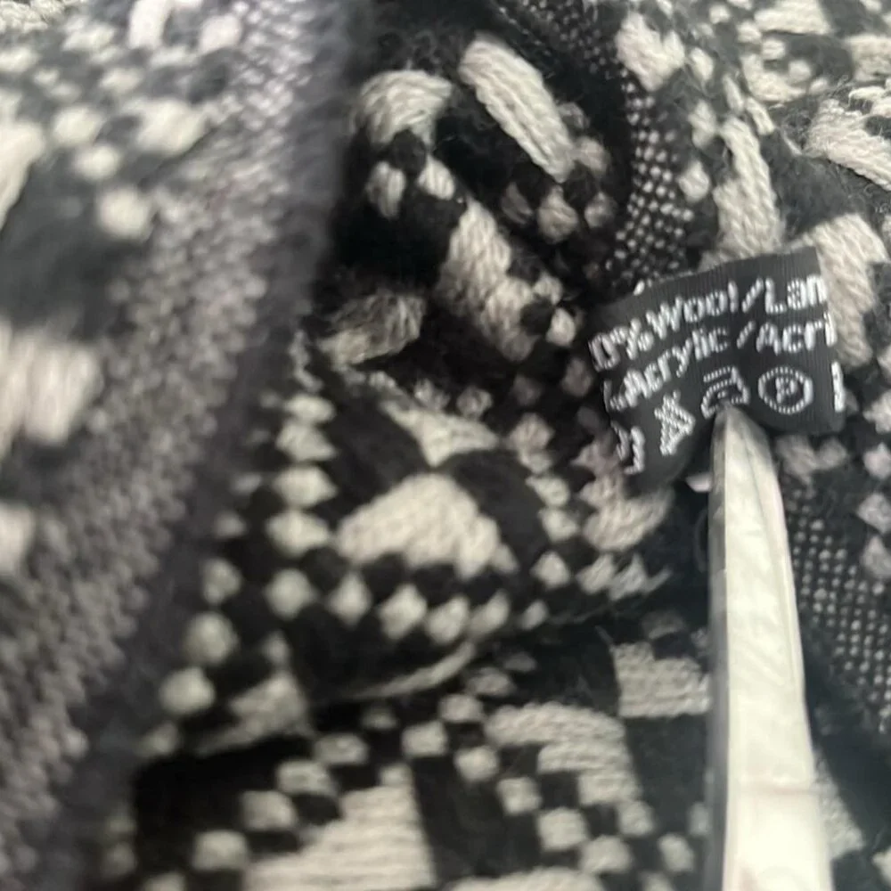 Wool Blend 24